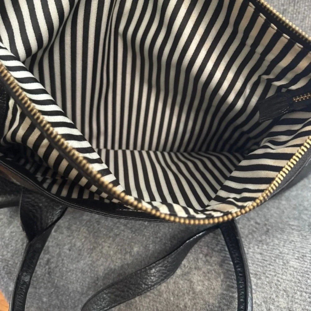 Kate Spade Cobble Hill Little Minka Black Pebbled Leather Satchel Crossbody Bag